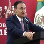 Peso avanza; dólar cotiza en 22.32 unidades