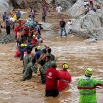 Franeleros podrán lavar coches en calles de Puebla, pero con permiso de Segom