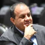 Shakira inaugura exposición en México