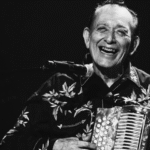 Disfruta Rodgers con los Steelers el que podría ser su último campamento